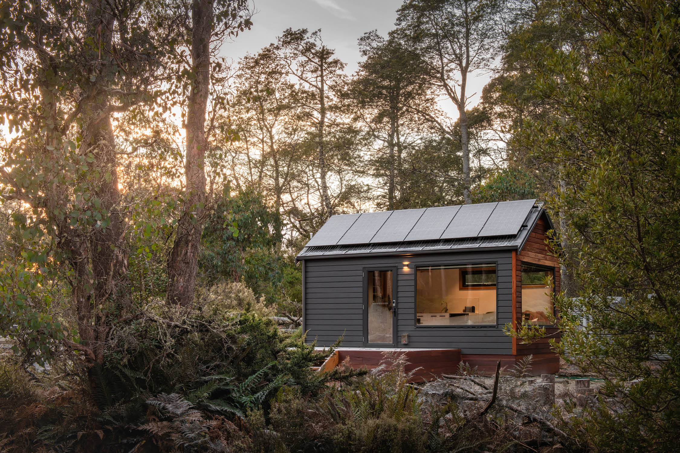 A Tiny Escapes cabin sitting in the Cradle Mountain Wilderness